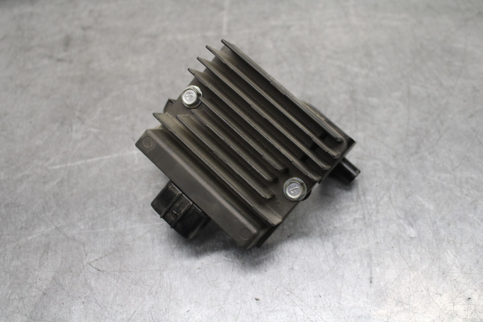 18-24 KAWASAKI NINJA 650 RECTIFIER VOLTAGE REGULATOR BB725