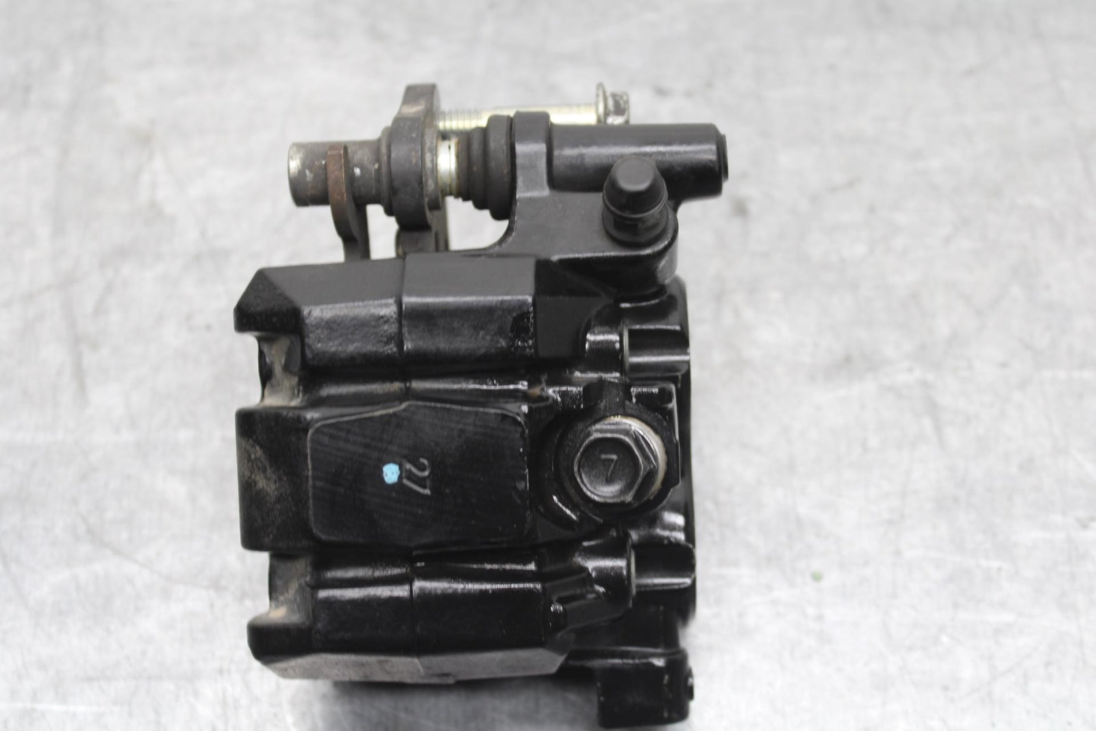 15-16 KAWASAKI EX300 FRONT BRAKE CALIPER BB635