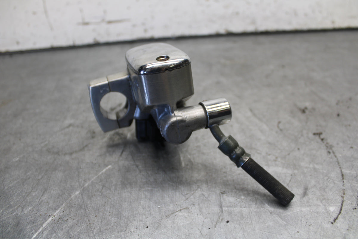 05-06 YAMAHA ROYAL STAR FRONT BRAKE MASTER CYLINDER BB697