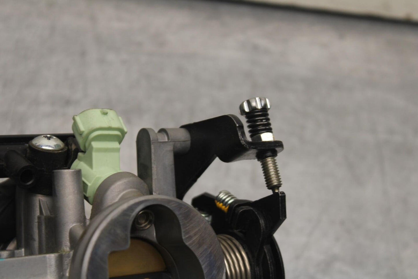 12-17 KAWASAKI ER-6N Z650 MAIN FUEL INJECTORS / THROTTLE BODIES BB607