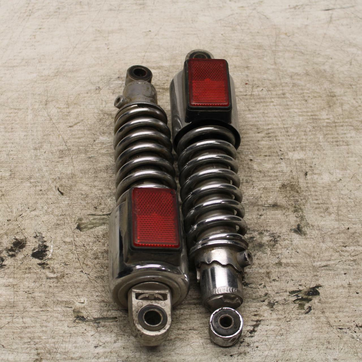 80-81 YAMAHA XS1100 SPECIAL REAR BACK SHOCK ABSORBER BB377