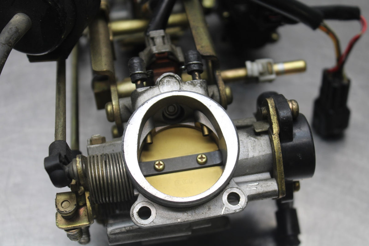 03 SUZUKI SV650 MAIN FUEL INJECTORS / THROTTLE BODIES BB846