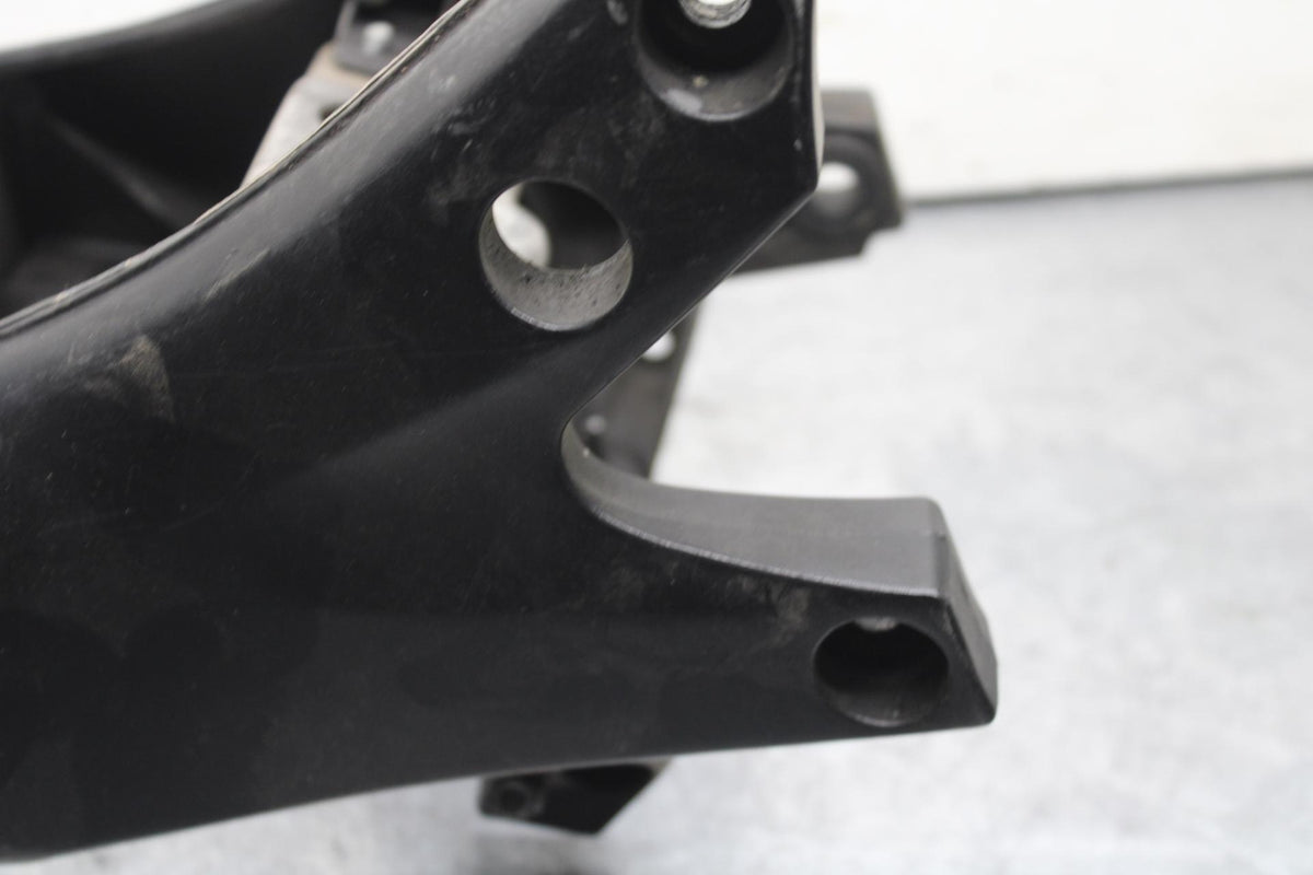 06-07 SUZUKI GSXR 600 750 FRONT SUBFRAME SUB FRAME BB98