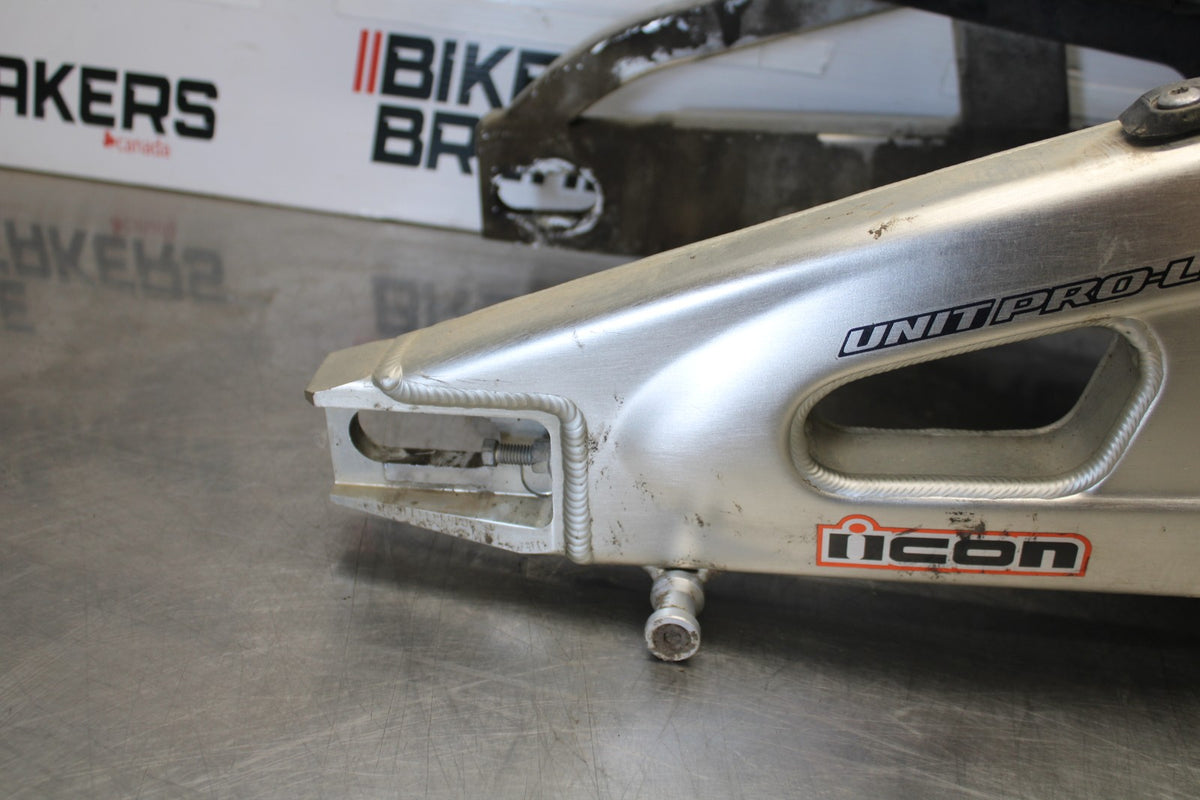 05-06 HONDA CBR600RR REAR SWINGARM BACK SUSPENSION SWING ARM BB893