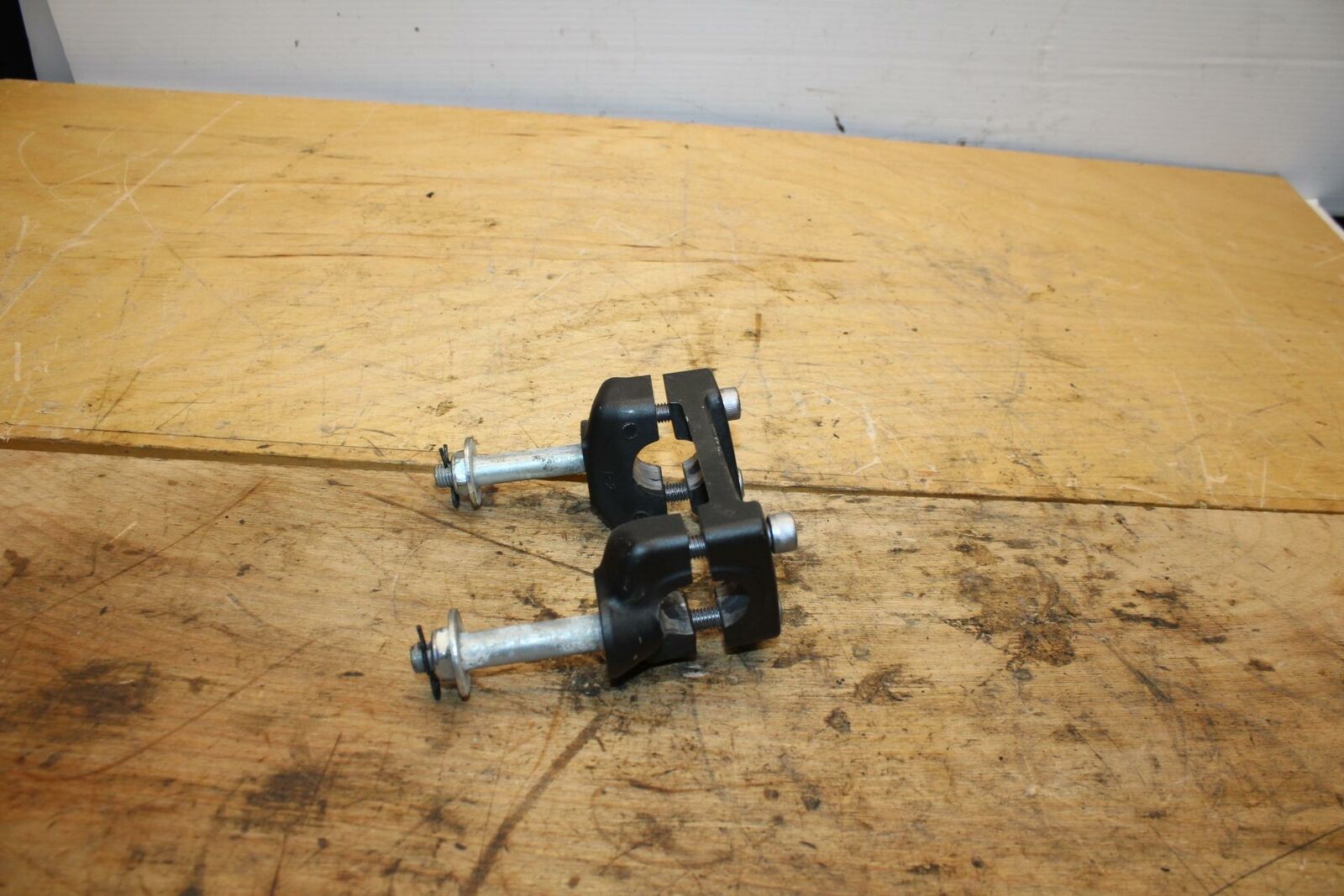 09-10 KAWASAKI ER-6N HANDLEBAR RISERS 46012-0059 BB325