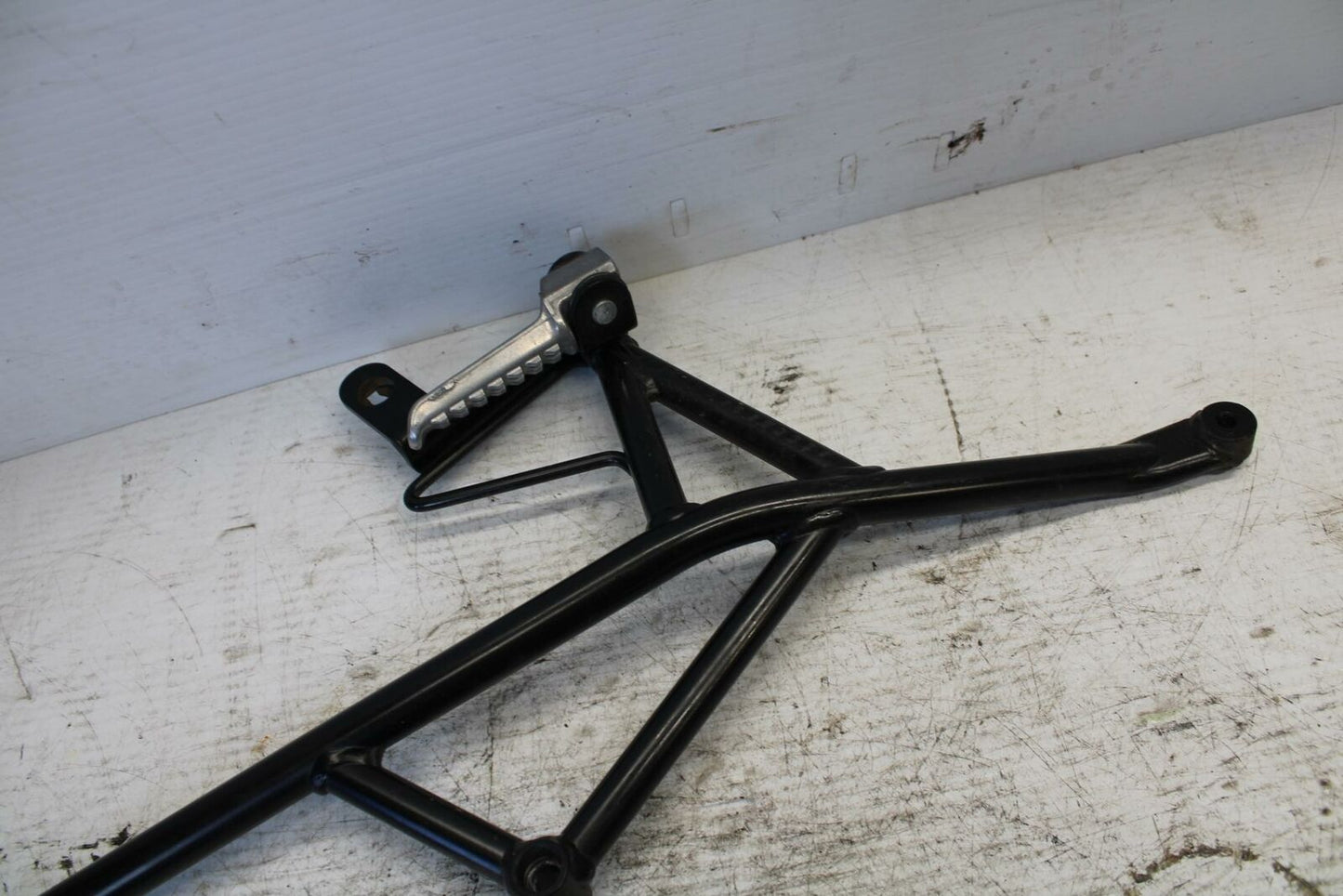 07-09 KAWASAKI VERSYS 650 REAR BACK PASSENGER PEG SET PAIR BB302