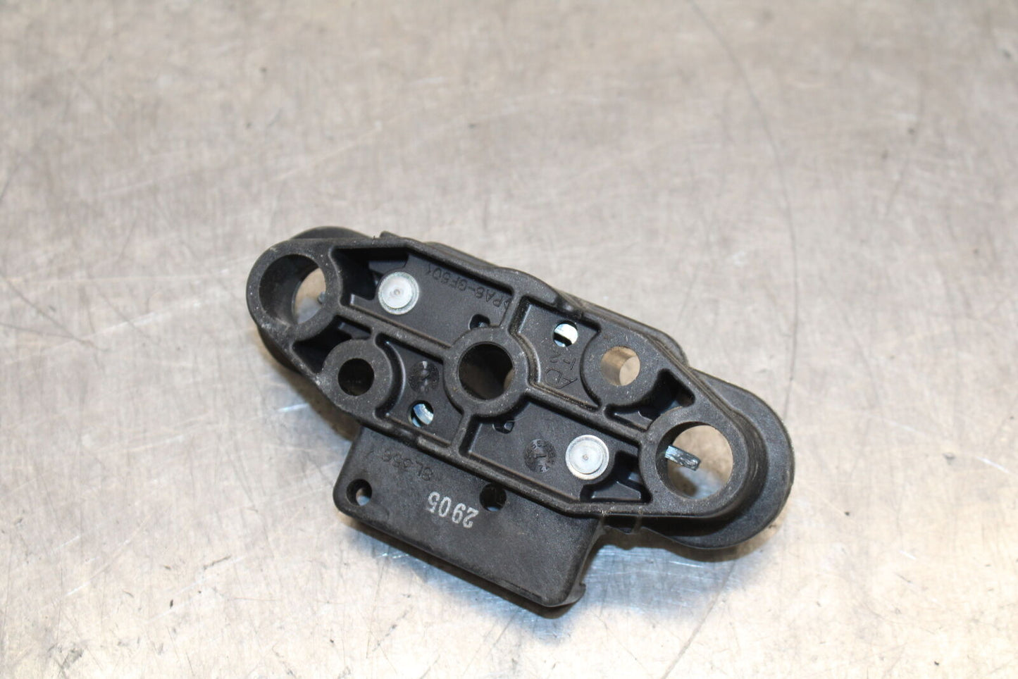 12-13 KAWASAKI Z1000 REAR PASSENGER SEAT LATCH LOCK ASSEMBLY BB743