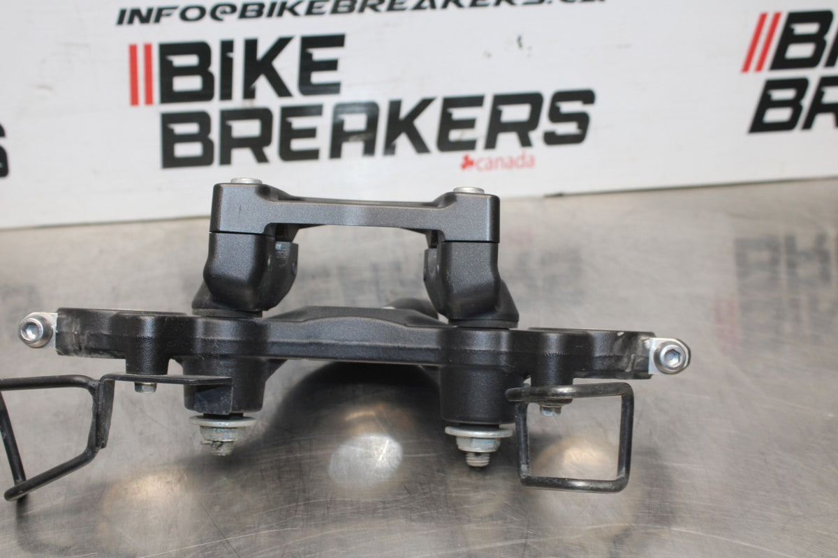 13 KAWASAKI NINJA 650 EX650F ABS FORKS UPPER TRIPLE TREE CLAMP BB828