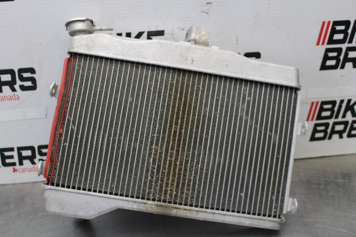 22-25 YAMAHA YZF R7 ENGINE RADIATOR MOTOR COOLER COOLING RADIATER BB00