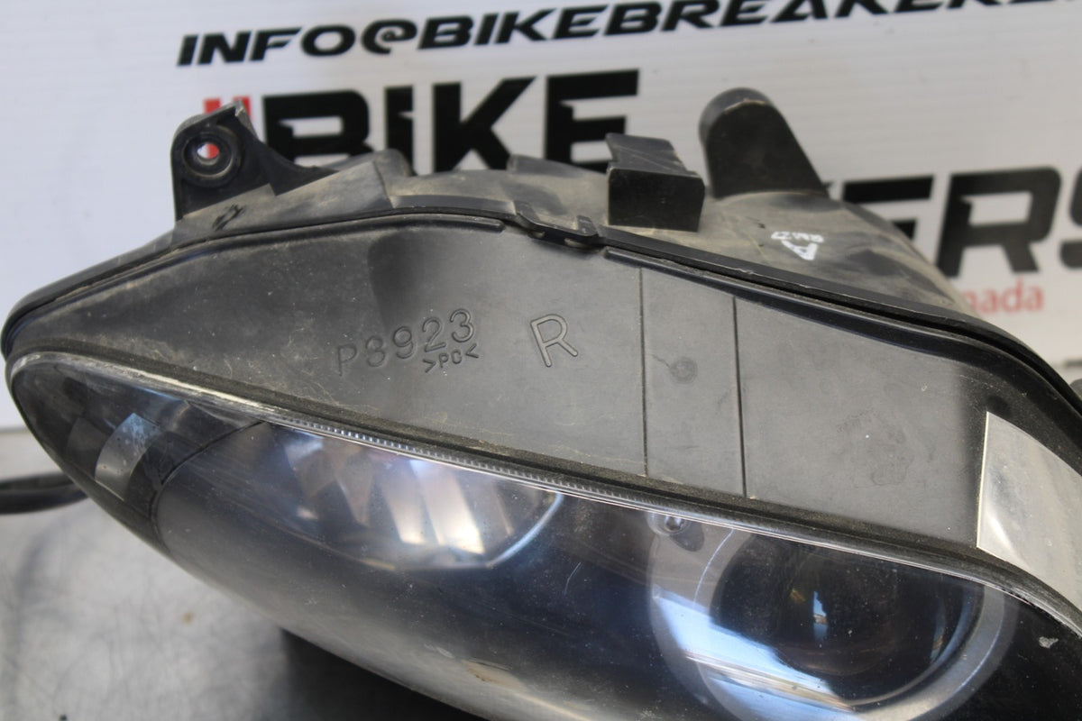 04-05 YAMAHA YZF R1 FRONT RIGHT HEADLIGHT HEAD LIGHT LAMP BB173