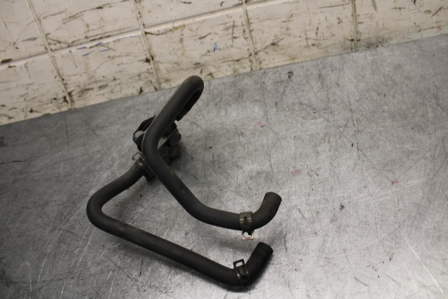 2001 Kawasaki Ninja ZX6 ZX600E FUEL GAS TANK PETCOCK SHUT ON OFF VALVE BB547