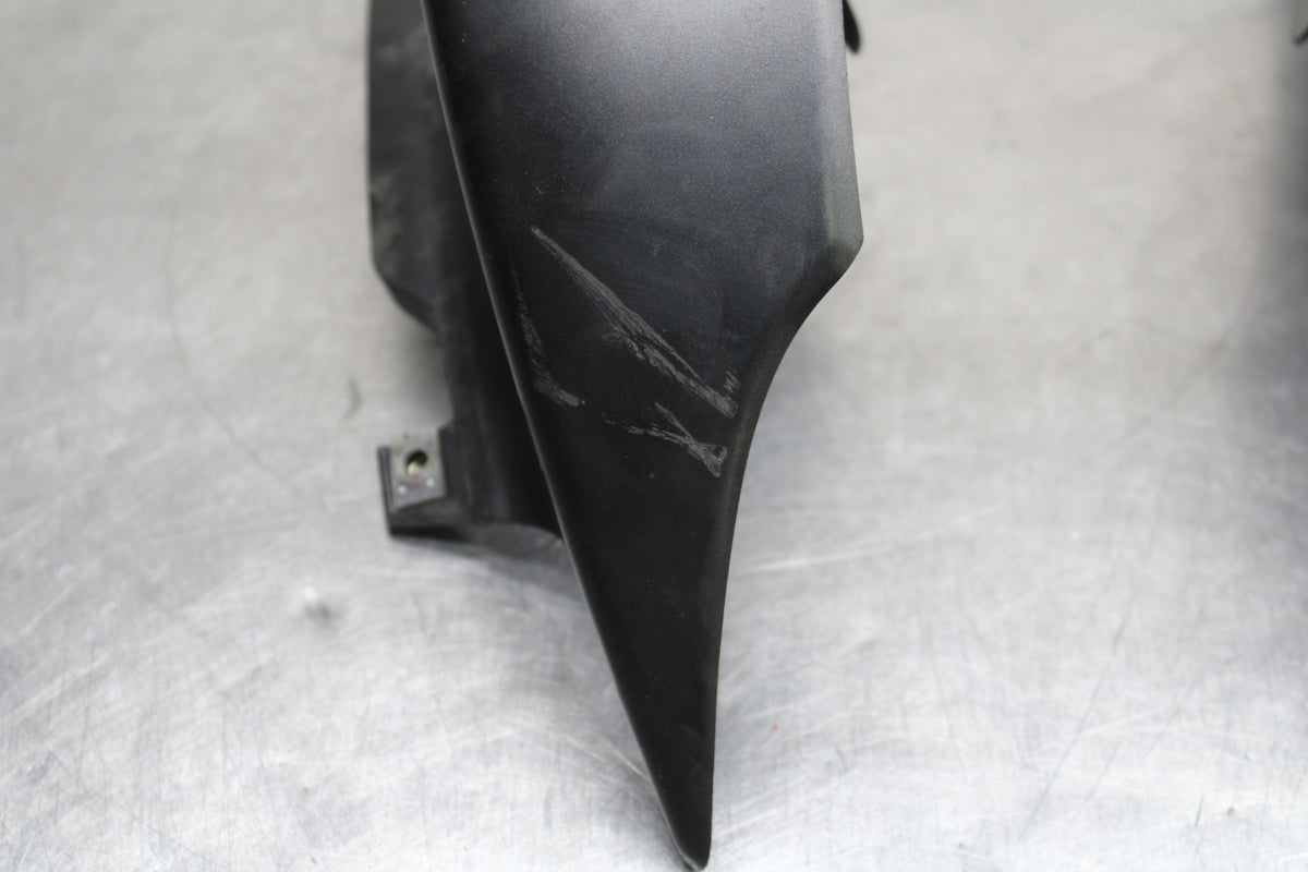 09 SUZUKI GSXR600 RIGHT LEFT FRONT DUCT COVERS PANELS COWLS BB759