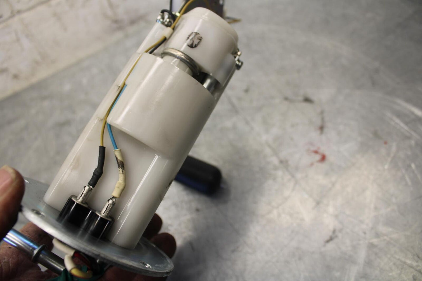 2017 Suzuki SV650X  ABS FUEL PUMP GAS PETROL SENDER UNIT BB512