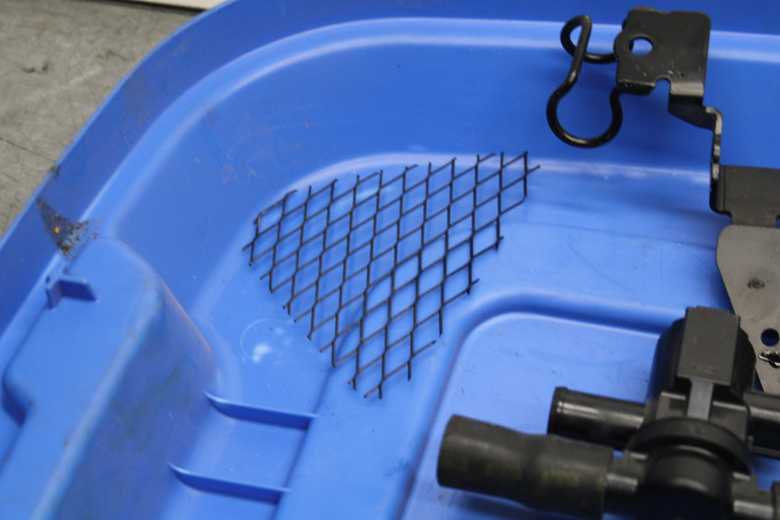 19-23 KAWASAKI NINJA ZX6R MOUNTING BOLTS HARDWARE MOTOR SCREWS BB749