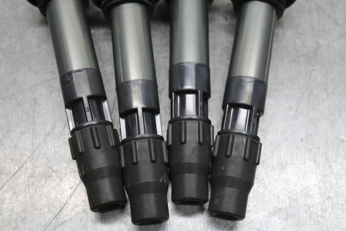 08-10 SUZUKI GSXR 600 IGNITION COILS COIL SPARK PLUG CAPS BB753