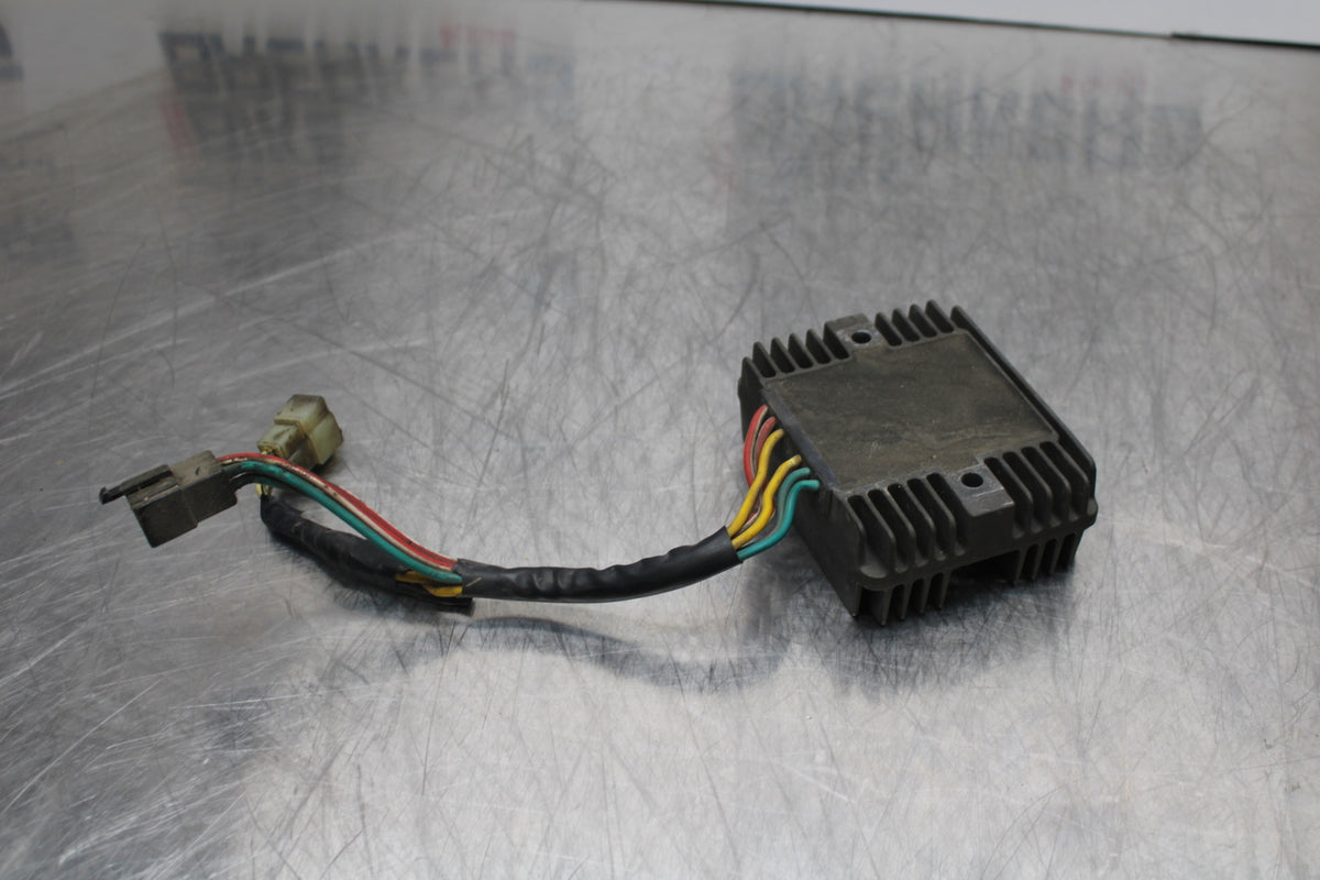 08 MOTO GUZZI BREVA 750 RECTIFIER VOLTAGE REGULATOR BB154