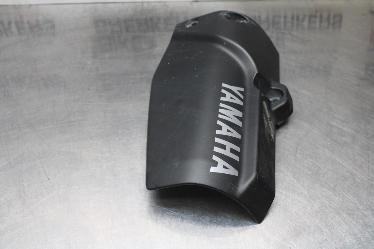 18 YAMAHA SUPER TENERE SIDE PANEL TRIM COWL FAIRING  BB832