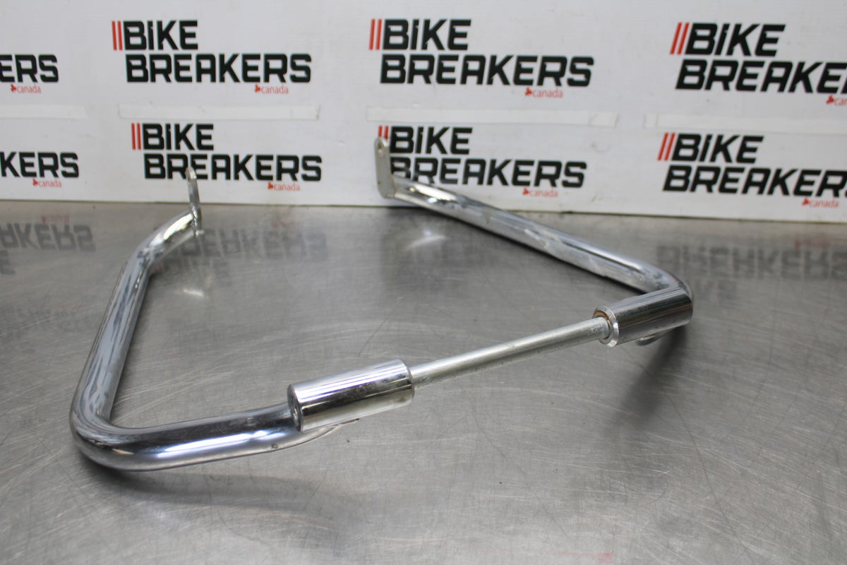 05-09 SUZUKI BOULEVARD C90 FRONT CRASH BAR SET PAIR BB918