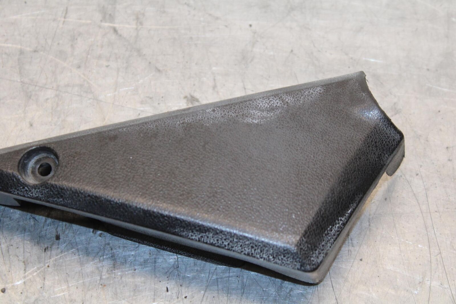 1997 Suzuki Bandit 1200 GSF1200S RIGHT FRAME SIDE COVER COWL PANEL TRIM BB559