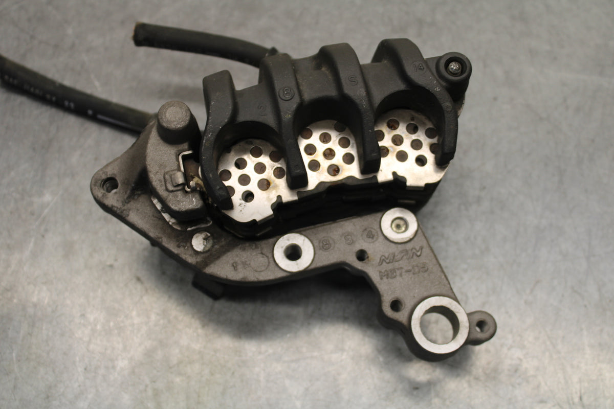 04-12 HONDA ST1300A RIGHT LEFT FRONT BRAKE CALIPER SET PAIR CALIPERS BB669