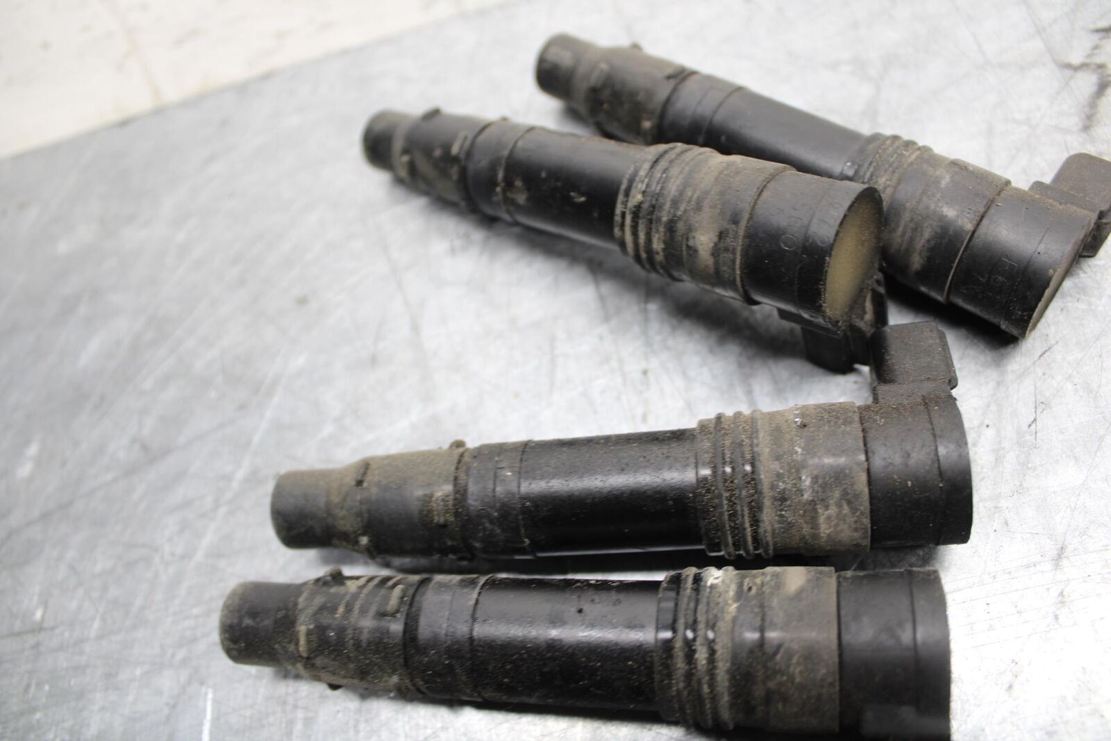 06-11 KAWASAKI  ZX-14R IGNITION COILS COIL SPARK PLUG CAPS BB478