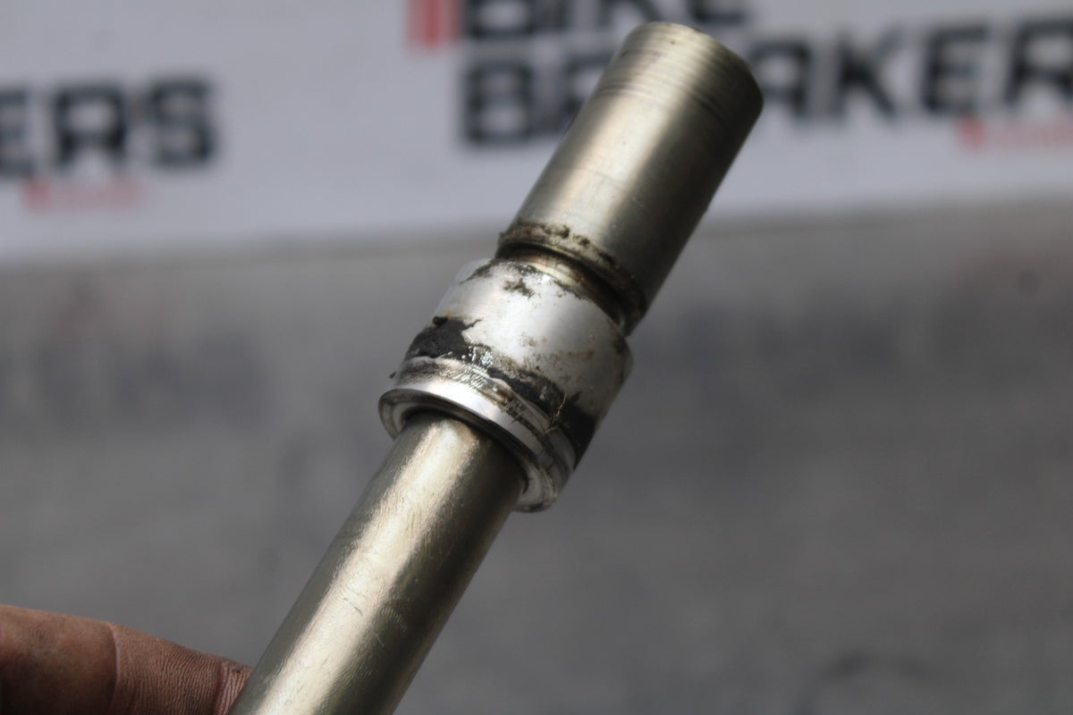 12 TRIUMPH STREET TRIPLE R FRONT WHEEL RIM AXLE PIVOT BOLT BB914