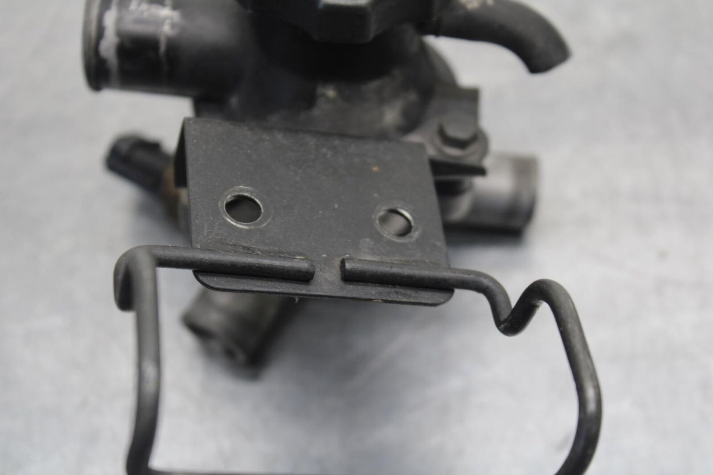 03-08 KAWASAKI VULCAN 1600 THERMOSTAT HOUSING 16160-0775 16160-1361 BB616