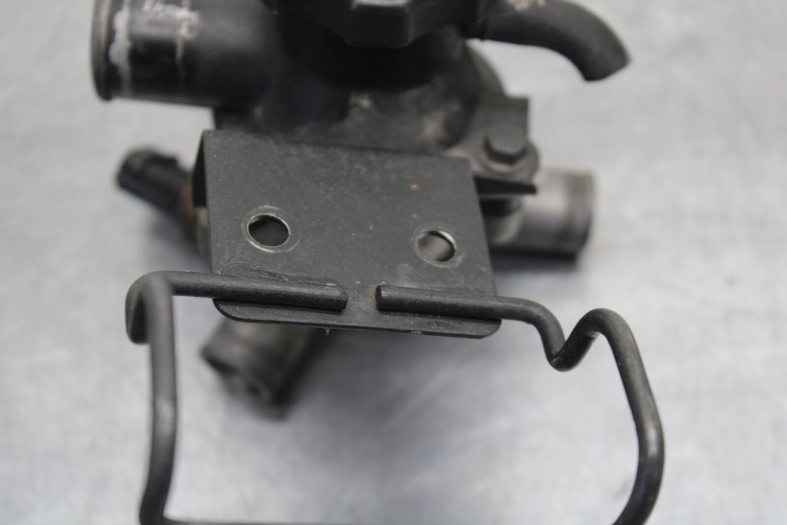 03-08 KAWASAKI VULCAN 1600 THERMOSTAT HOUSING 16160-0775 16160-1361 BB616