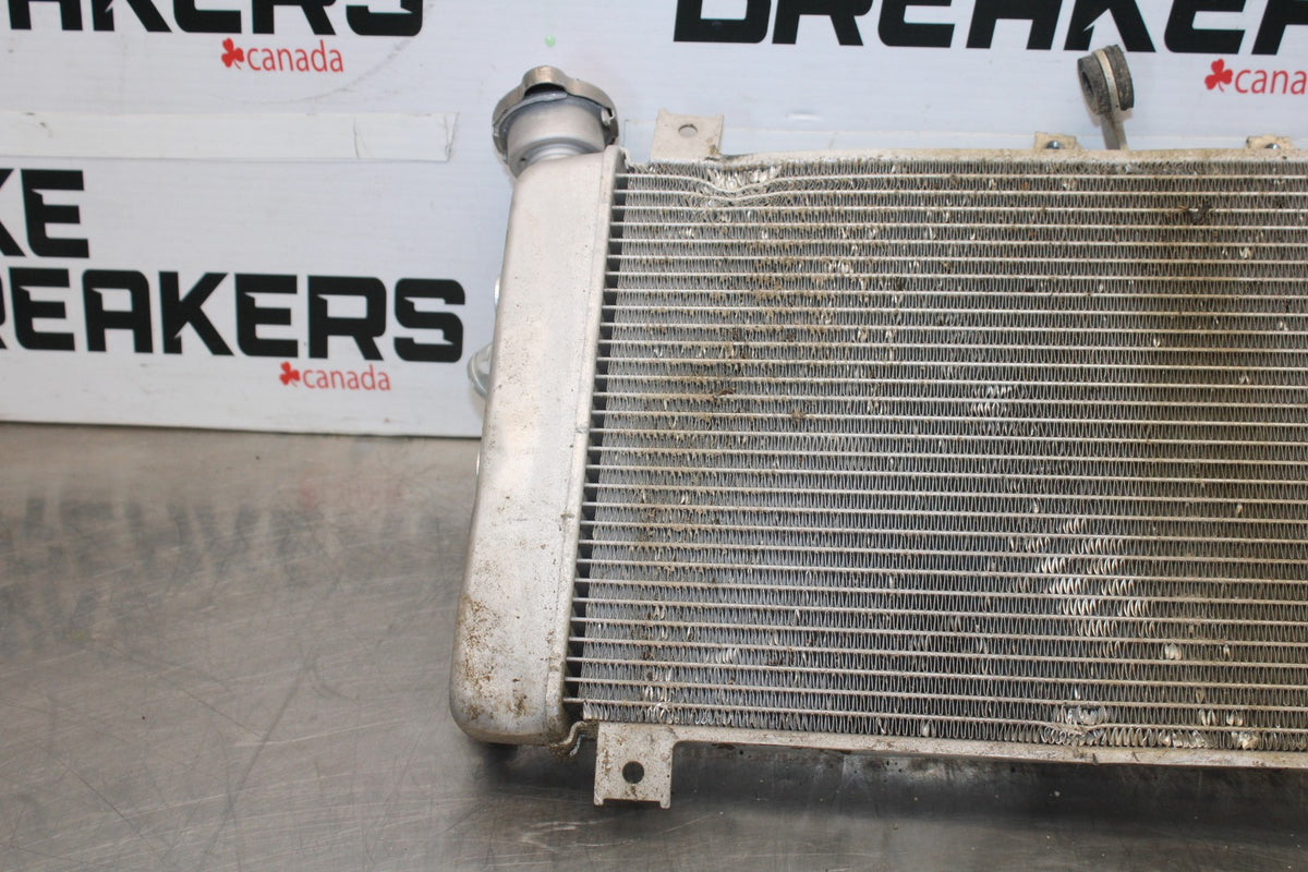 23-26 KAWASAKI NINJA ZX4RR ENGINE RADIATOR MOTOR COOLER COOLING RADIATER BB898