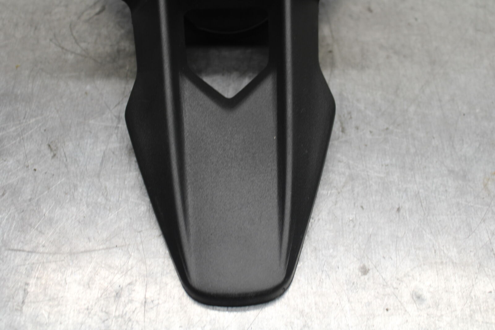 05-08 SUZUKI GSXR1000 REAR BACK FENDER MUD GUARD BB113