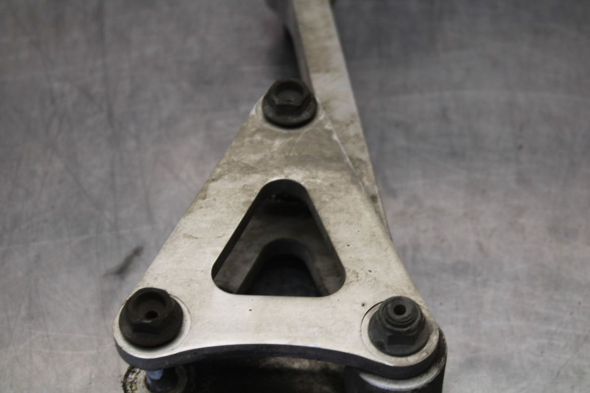 04-05 YAMAHA YZF R1 REAR DOGBONE SHOCK LINKAGE LINK BB173