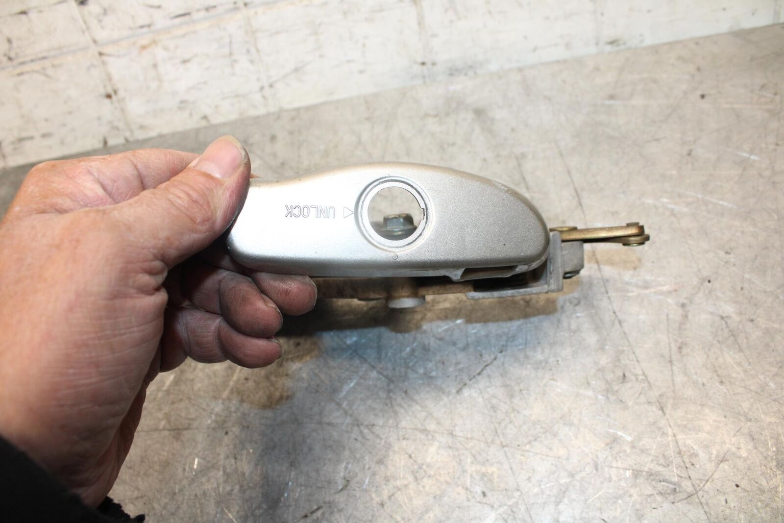 2004 Honda ST1300  LATCH LEVER ASSEMBLY BB49