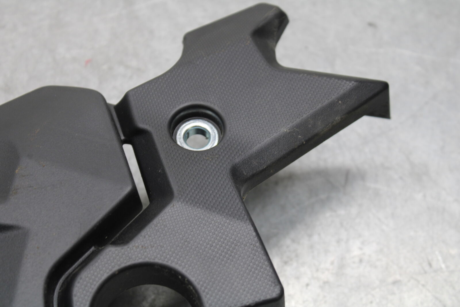 18-23 KAWASAKI NINJA 400 ENGINE SPROCKET COVER BB660