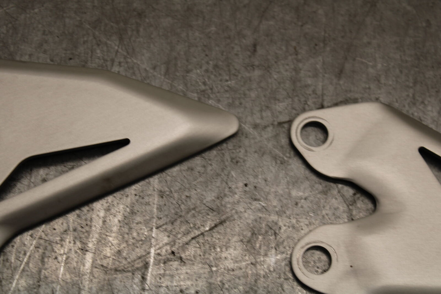 18-23 KAWASAKI NINJA 400 REARSET REAR SET HEEL GUARD COVER BB660 