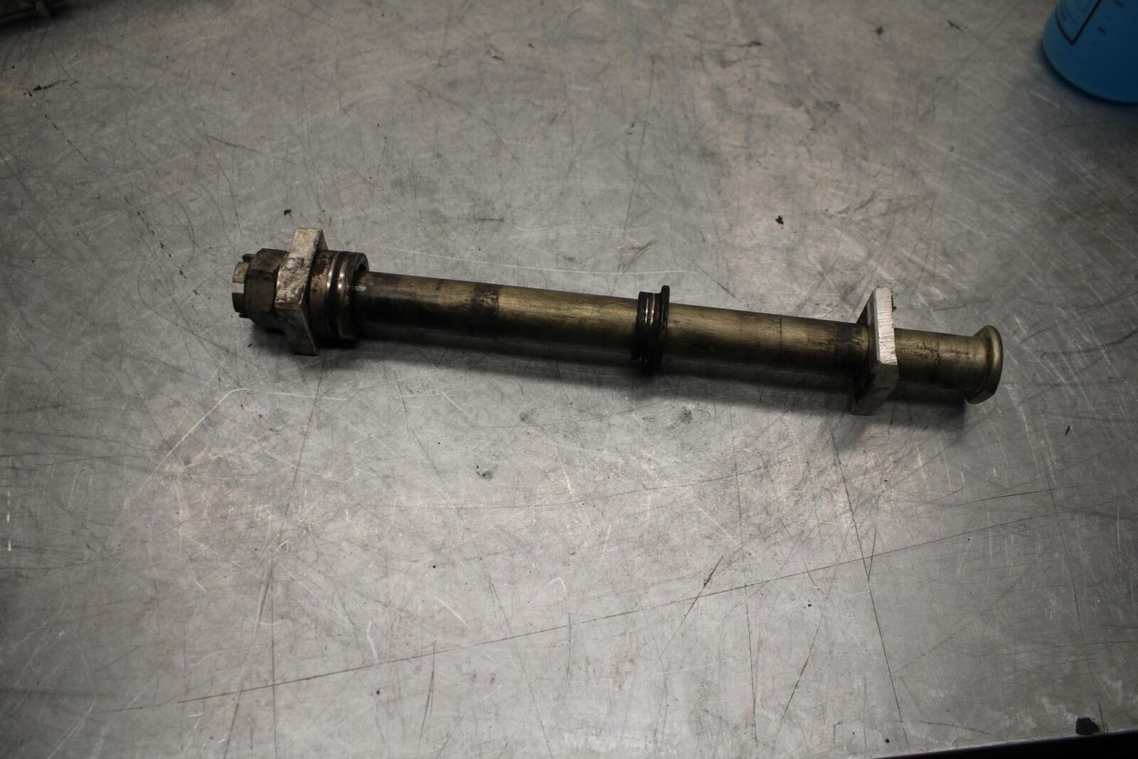 11-15 KAWASAKI ZX1000R REAR AXLE BACK WHEEL RIM PIVOT BOLT AXEL BB445