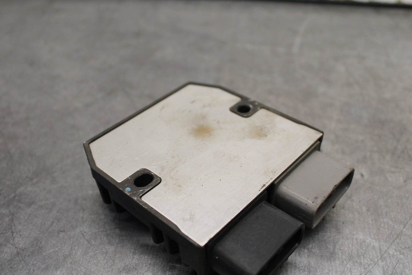 07-08 YAMAHA YZF R1 RECTIFIER VOLTAGE REGULATOR BB724