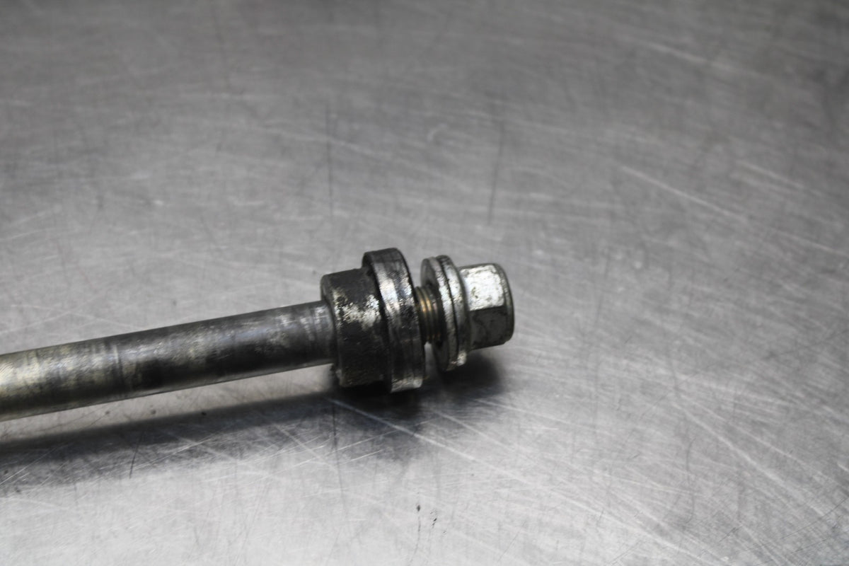 17-18 YAMAHA YZF R3 REAR AXLE BACK WHEEL RIM PIVOT BOLT AXEL BB813