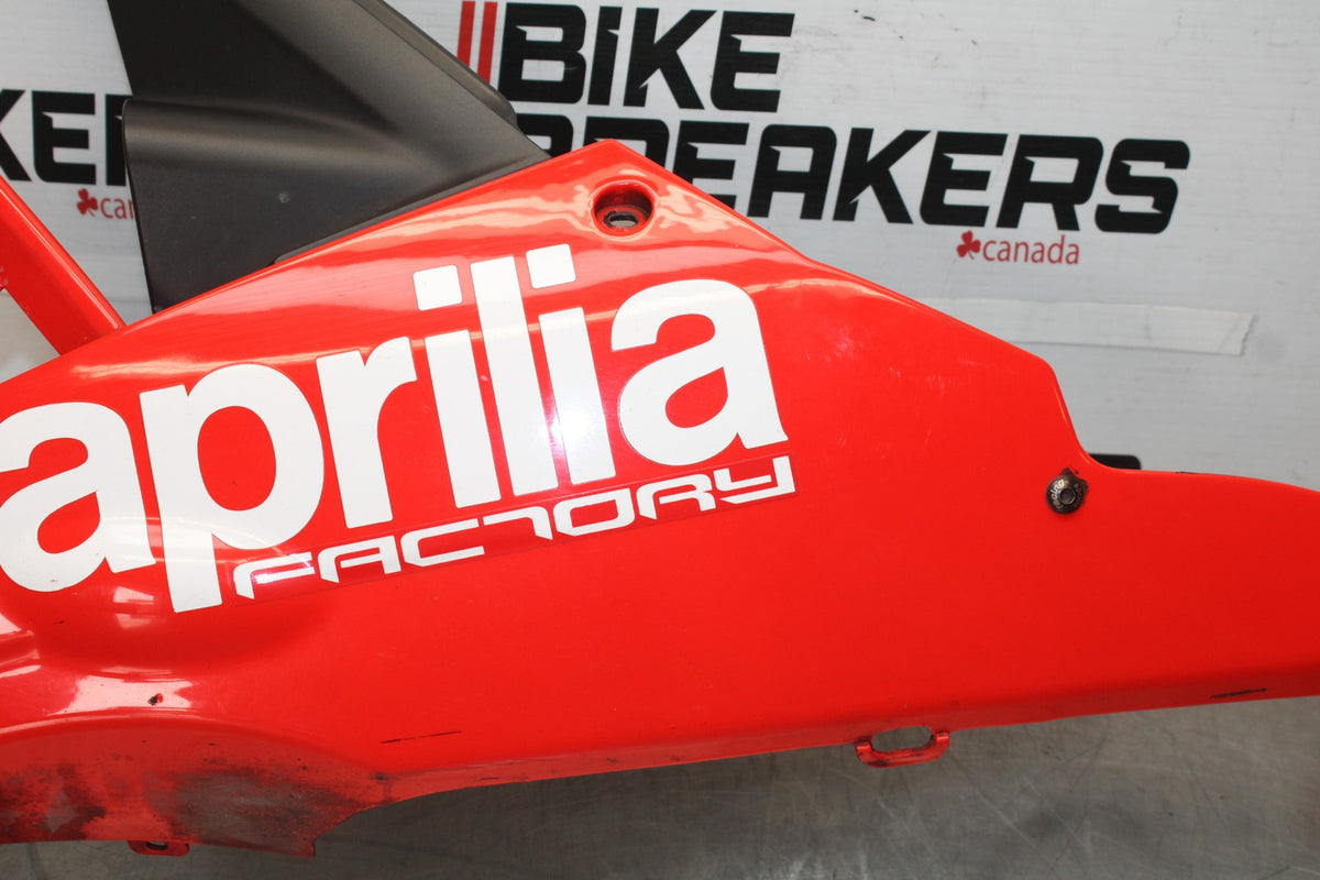15 APRILIA RSV4 FACTORY APRC ABS LEFT LOWER BOTTOM BELLY SIDE FAIRING COWL BB901