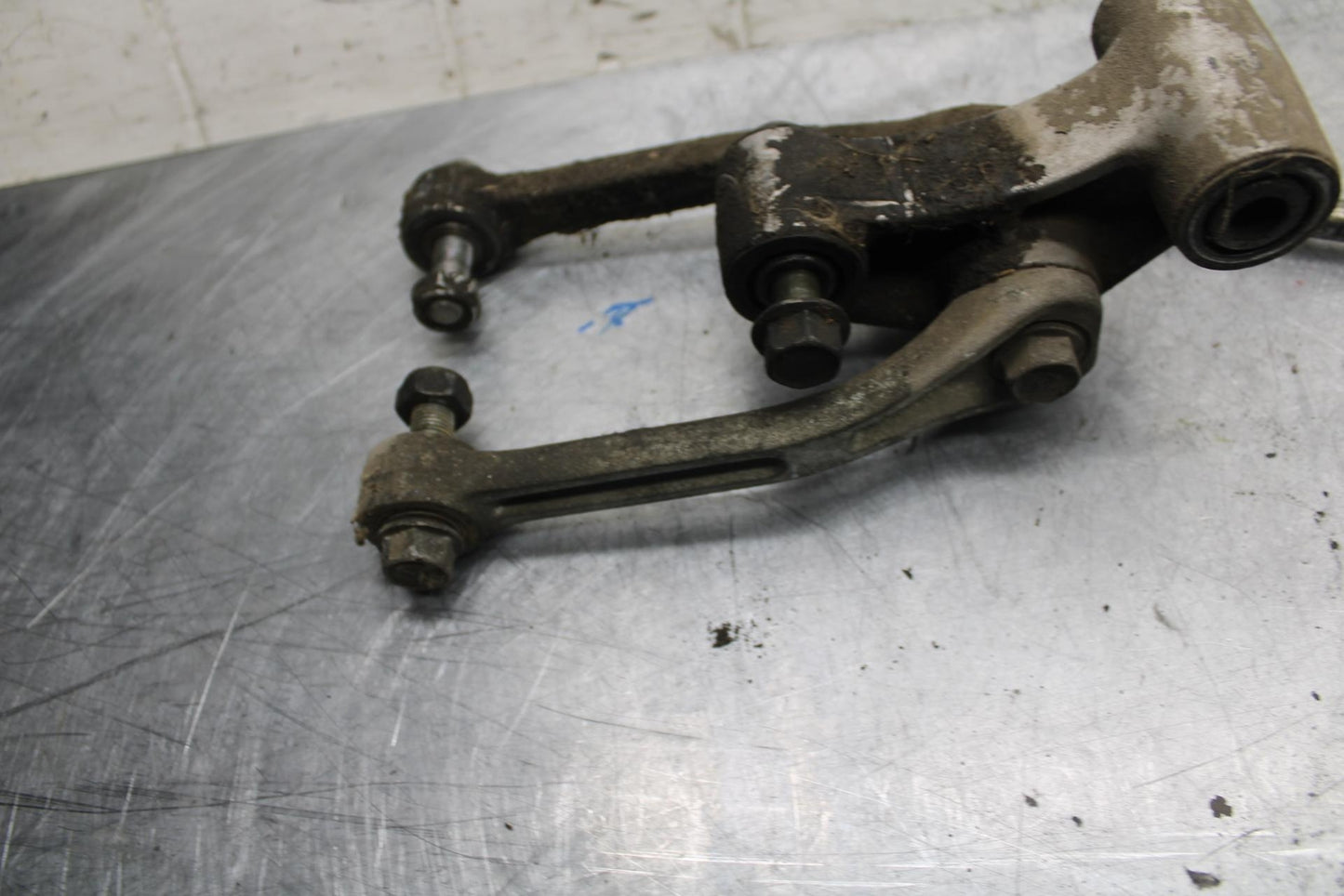 1996 Kawasaki Ninja 600R ZX600C REAR DOGBONE SHOCK LINKAGE LINK BB35