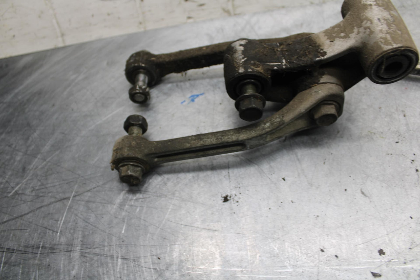 1996 Kawasaki Ninja 600R ZX600C REAR DOGBONE SHOCK LINKAGE LINK BB35
