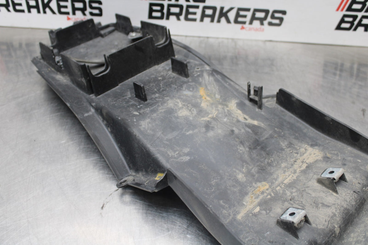 09 KAWASAKI NINJA 250R REAR BACK TAIL UNDERTAIL FAIRING COWL FENDER BB824