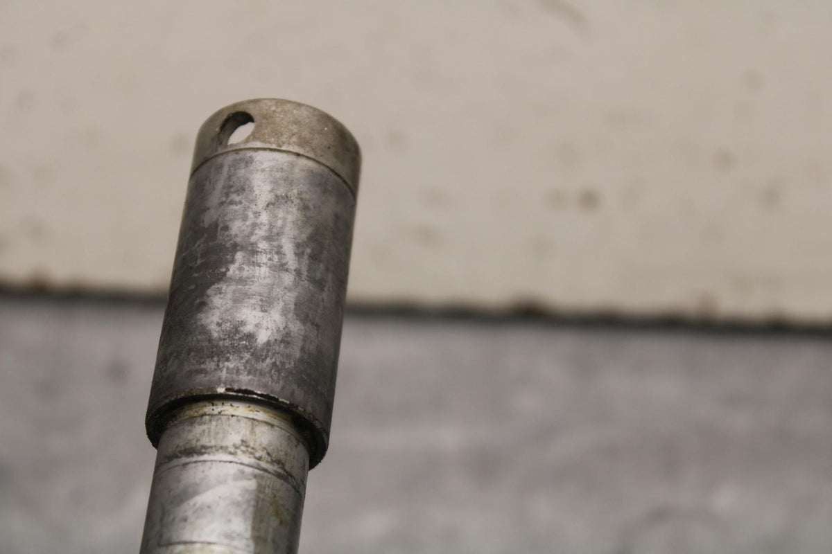 03-04 HONDA CBR600RR FRONT WHEEL RIM AXLE PIVOT BOLT BB628