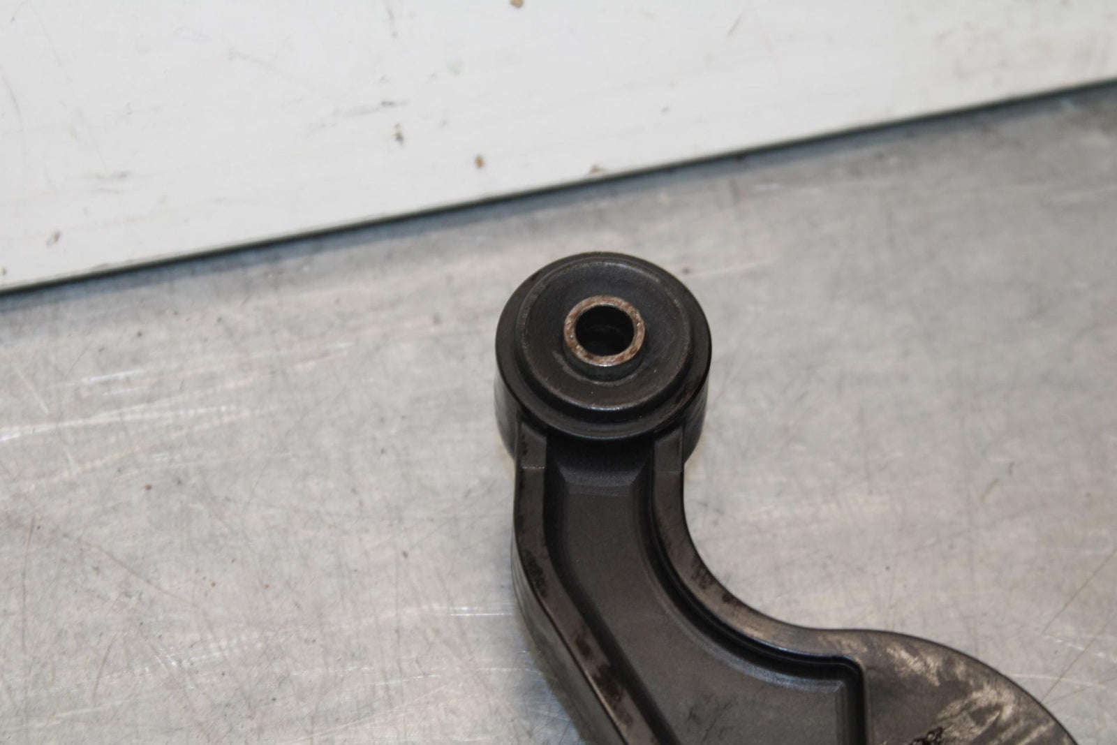 1999 Honda ST1100 LEFT PANNIER RACK RAIOL BRACKET BB222