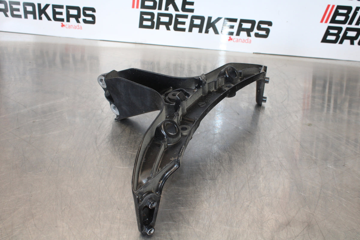 05-06 HONDA CBR600RR OEM UPPER FAIRING MIRROR GAUGES STAY BRACKET BB159