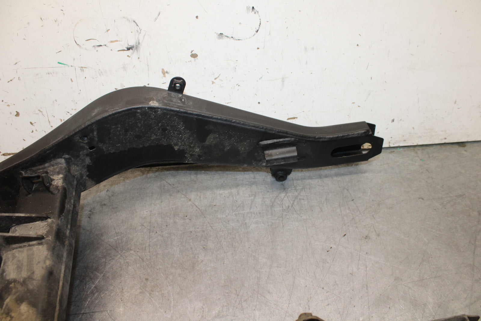 18-24 KAWASAKI NINJA 650 REAR SWINGARM BACK SUSPENSION SWING ARM BB725