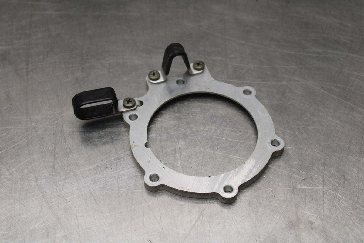 05 YAMAHA YZF R6 FUEL PUMP GAS PETROL SENDER BRACKET MOUNT BB858