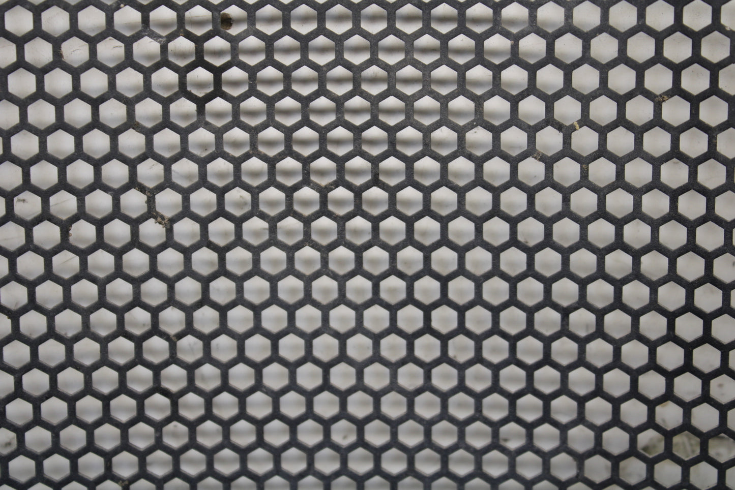 16 KAWASAKI NINJA ZX10R COOLANT RADIATOR GUARD GRILLE BB650