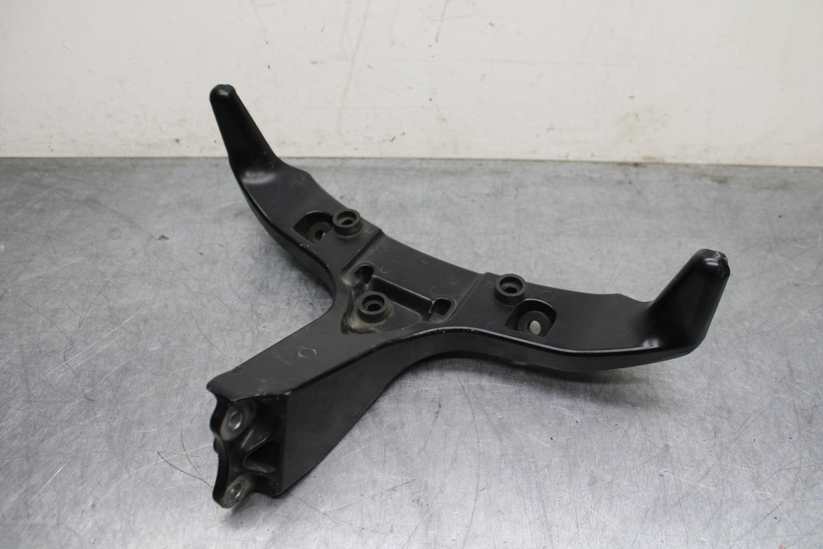 03-04 HONDA CBR600RR UPPER FAIRING MIRROR GAUGES STAY BRACKET BB127