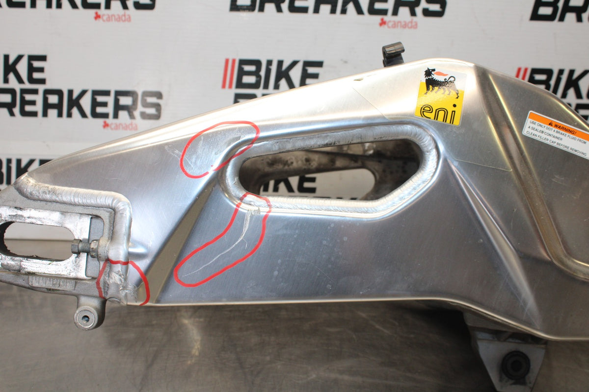 16 APRILIA TUONO V4 1100 REAR SWINGARM BACK SUSPENSION SWING ARM BB905