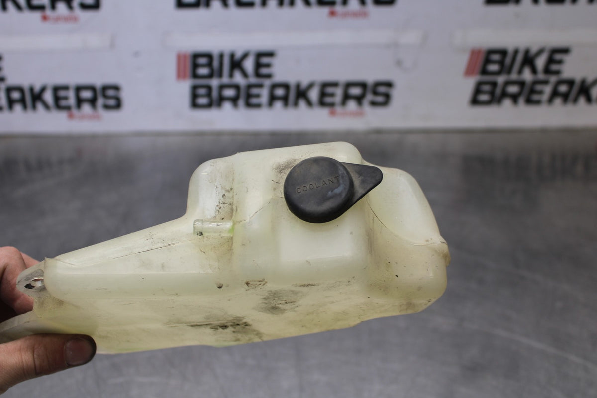 08 KAWASAKI VULCAN 1600 VN1600D NOMAD COOLANT WATER TANK RESERVOIR BOTTLE BB904